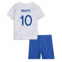 Frankreich Kylian Mbappe #10 Auswärts Trikotsatz Kinder WM 2022 Kurzarm (+ Kurze Hosen)
